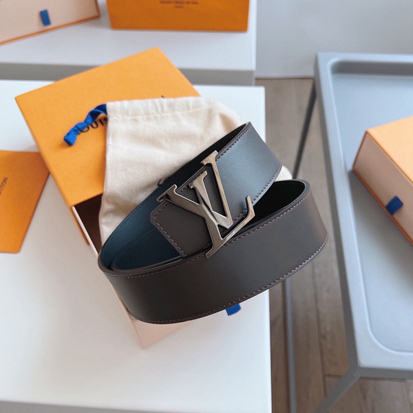 ルイヴィトンベルト素材ディテール